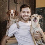 PERRO QUE RÍE. Fotógrafo de familias con perros. - Fotógrafo en AF1QipNhUVSgr9M9zMAy-9W6r0HuVyrn1sA12OiIgH7w=w408-h521-k-no