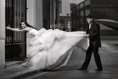 LuxFotografia - Fotógrafo en Punta Prima AF1QipNpr1MpaVBh0jr9xzE51JH1L0tSITDT02O5tVxt=w408-h271-k-no